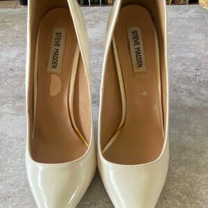 Steve Madden White Synthetic Stiletto Pointed Toe Slip On Pumps